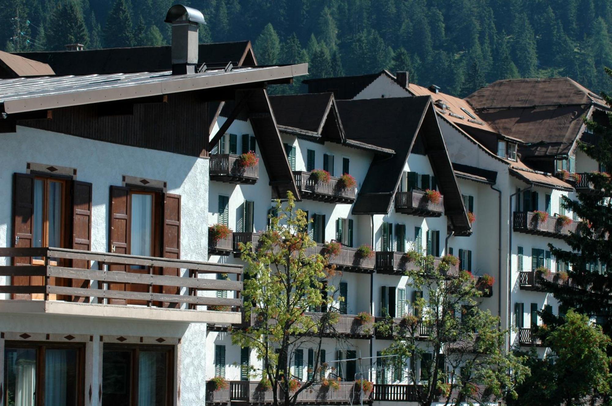 Hotel Th San Martino - Majestic Dolomiti 3*